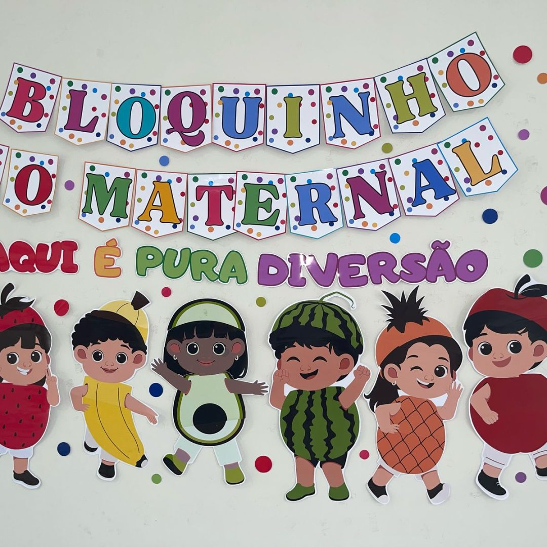 Painel de carnaval + Livro 3d um carnaval na floresta