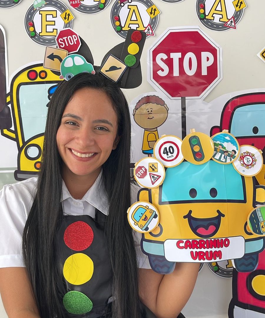 História na Luva: Carrinho Vrum